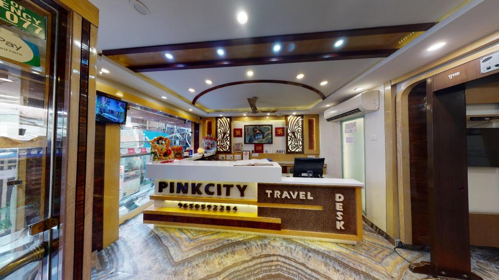 Hotel pink city