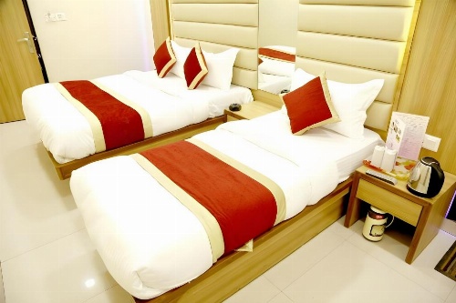 Hotel pink city image 3