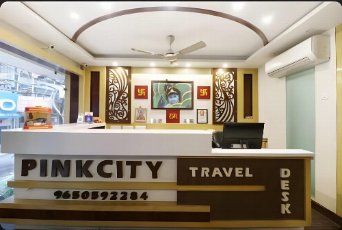 Hotel pink city image 9