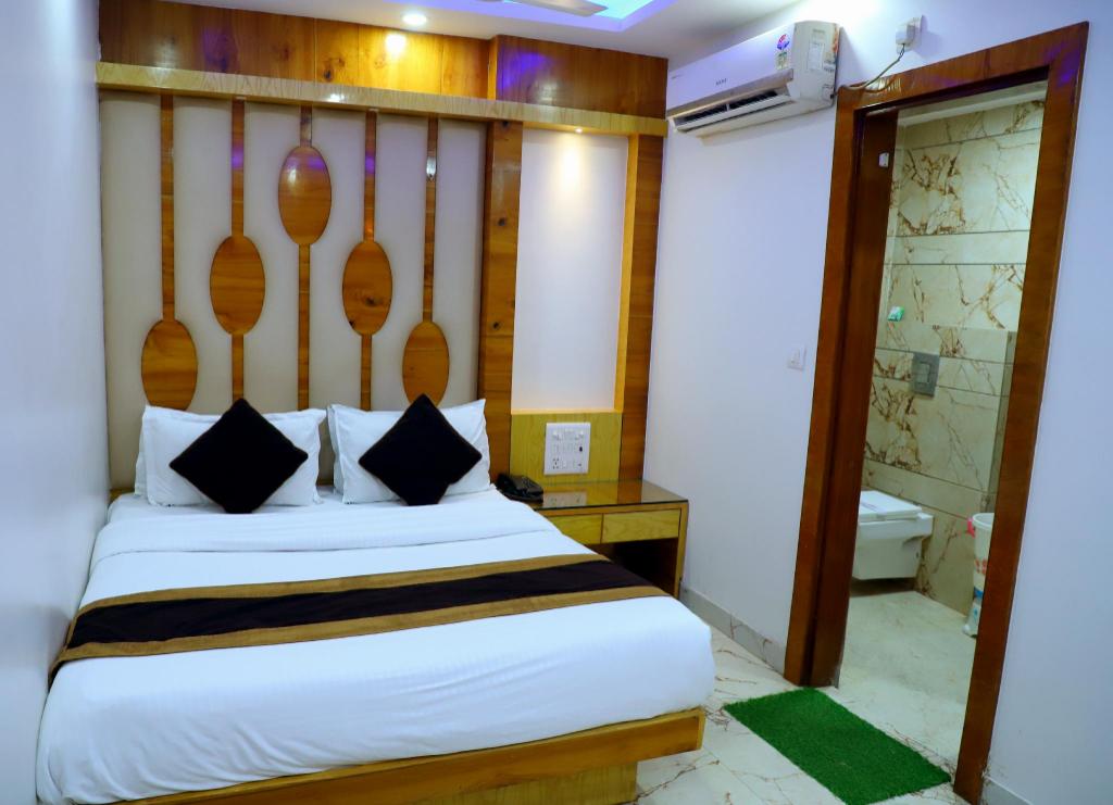 Room image 3