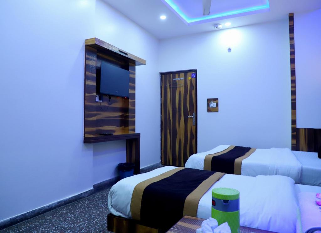 Room image 3